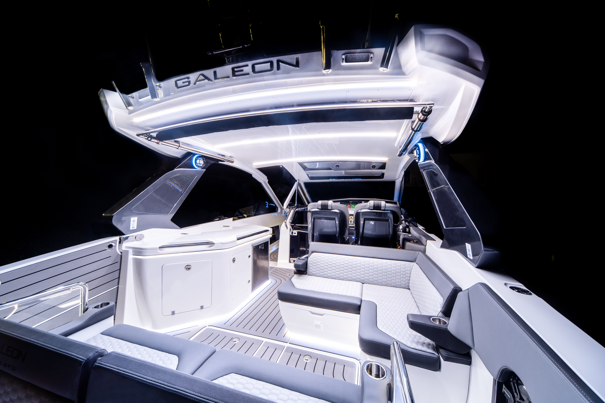 Lancement du GALEON 325 GTO