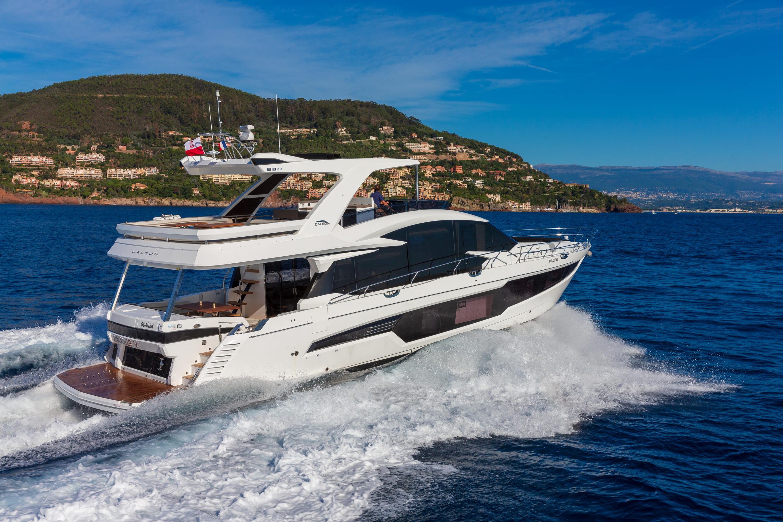 GALEON 680 FLY - Yacht de luxe