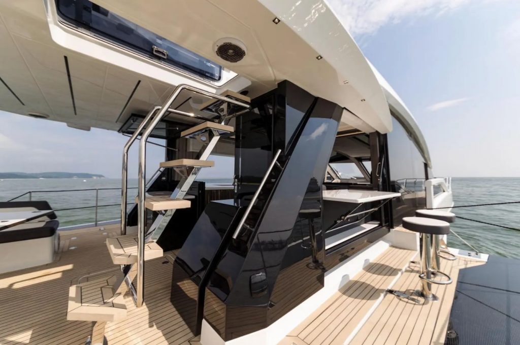 Yacht de luxe GALEON 650 Sky