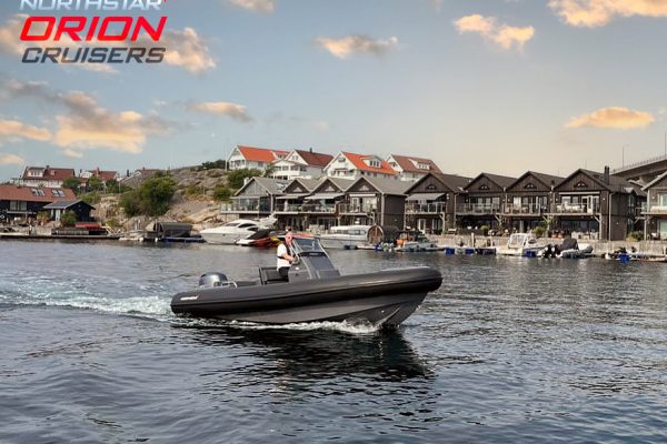 Northstar ORION 6 - Bateau semi-rigide hord bord