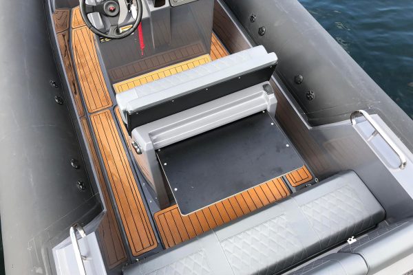 Northstar ORION 6 - Bateau semi-rigide hord bord