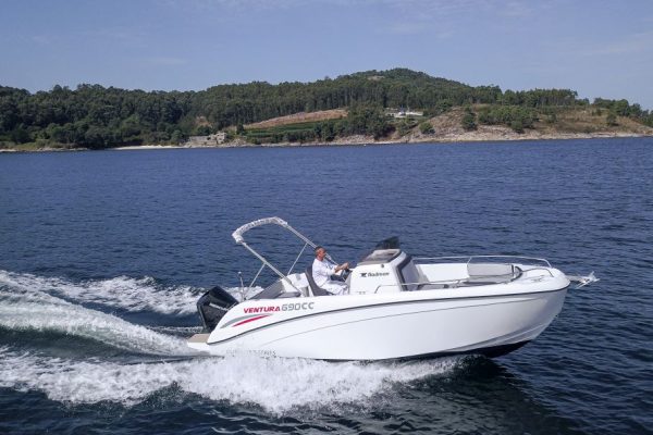 Rodman 690 Ventura CC - bateau moteur hors-bord
