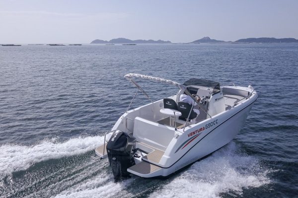 Rodman 690 Ventura CC - bateau moteur hors-bord