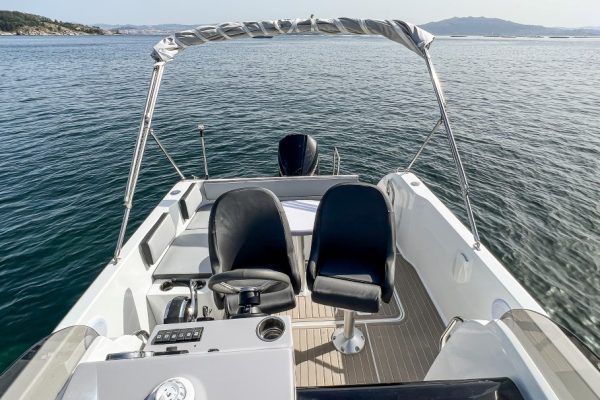 Rodman 690 Ventura CC - bateau moteur hors-bord