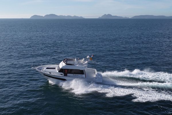Rodman 1290 Evolution- Bateau de pêche et de croisière