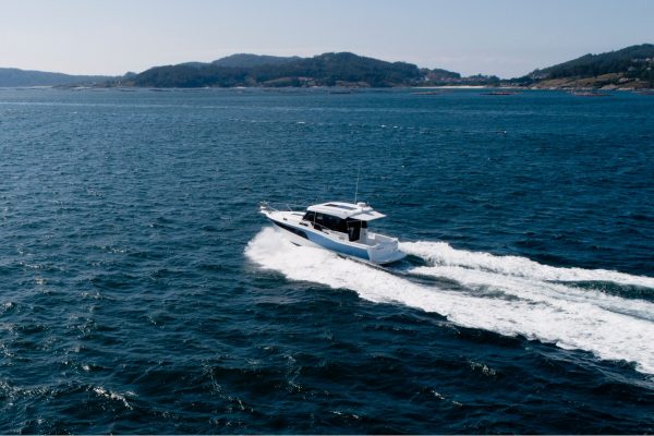RODMAN 1090 Evolution - Bateau moteur pêche et plaisance