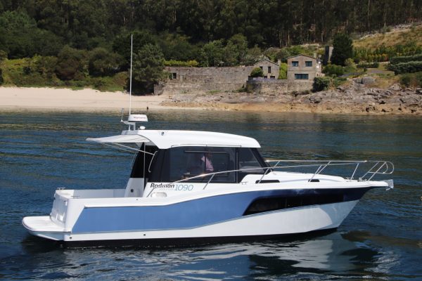 RODMAN 1090 Evolution - Bateau moteur pêche et plaisance