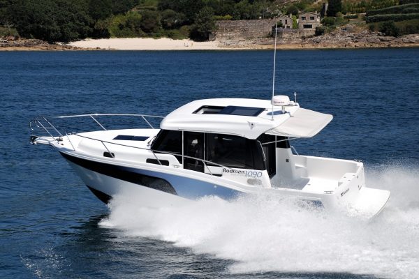 RODMAN 1090 Evolution - Bateau moteur pêche et plaisance