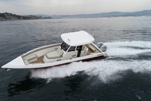 RODMAN 33 Offshore - bateau de pêche sportif et plaisance