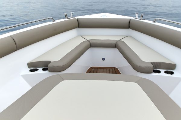 RODMAN 33 Offshore - bateau de pêche sportif et plaisance