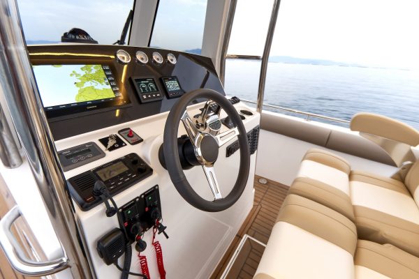 RODMAN 33 Offshore - bateau de pêche sportif et plaisance