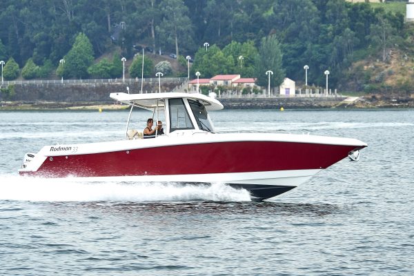 RODMAN 33 Offshore - bateau de pêche sportif et plaisance