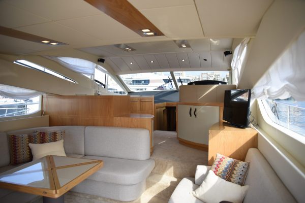 RODMAN Muse 54 - vedette avec Flybridge