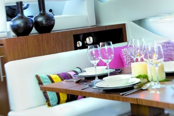 RODMAN Muse 50 - vedette avec Flybridge