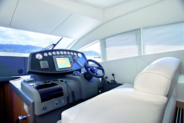 RODMAN Muse 50 - vedette avec Flybridge