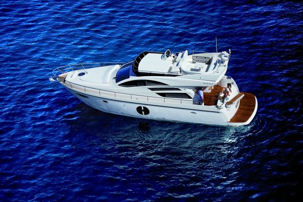 RODMAN Muse 50 - vedette avec Flybridge