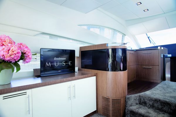 RODMAN Muse 50 - vedette avec Flybridge