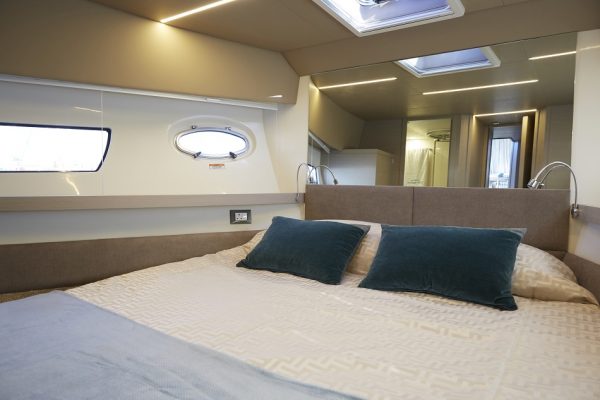 RODMAN Spirit 42 - bateau moteur pêche et plaisance