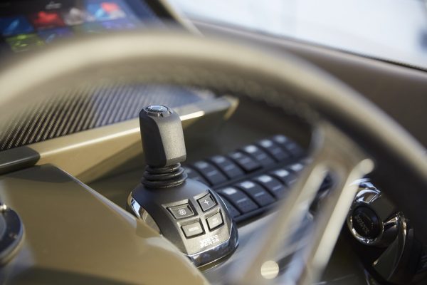 RODMAN Spirit 42 - bateau moteur pêche et plaisance