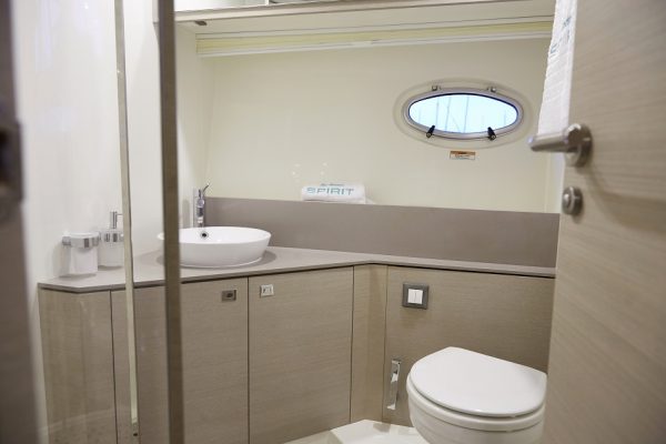 RODMAN Spirit 42 - bateau moteur pêche et plaisance