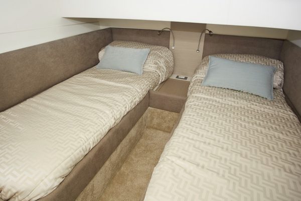 RODMAN Spirit 42 - bateau moteur pêche et plaisance