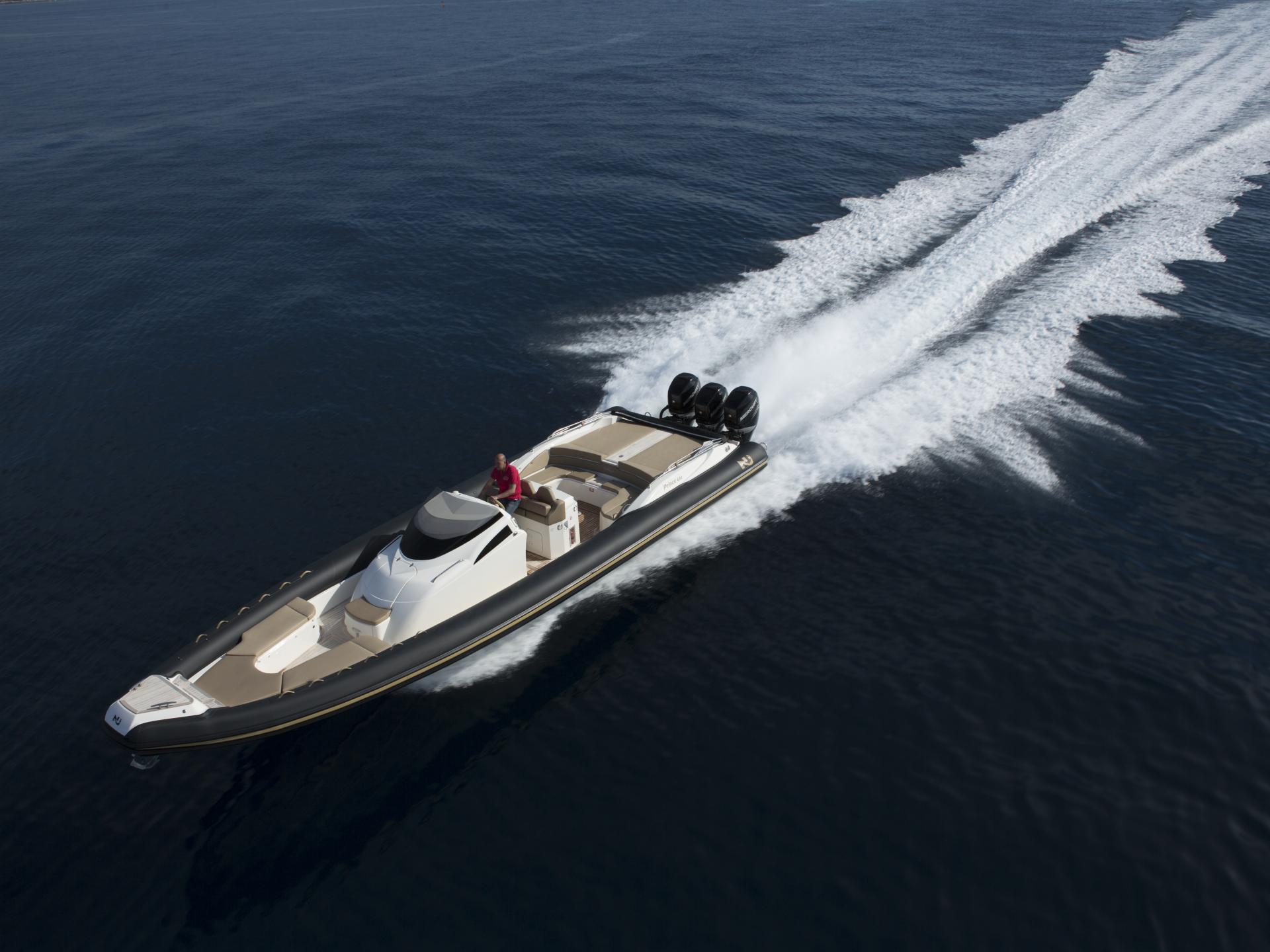 Nuova Jolly PRINCE Open 43 CC - Bateau semi rigide de luxe avec moteur inboard ou hors-bord