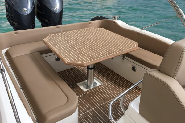 NUOVA JOLLY Prince 38 CC - Semi rigide luxe habitable avec moteur hors-bord