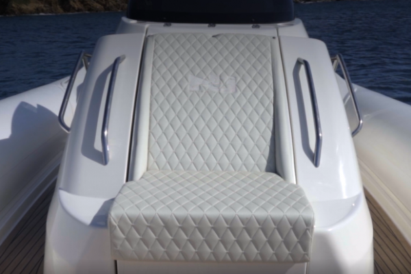 NUOVA JOLLY PRINCE 38 CC - Semi rigide de luxe avec moteur hors-bord