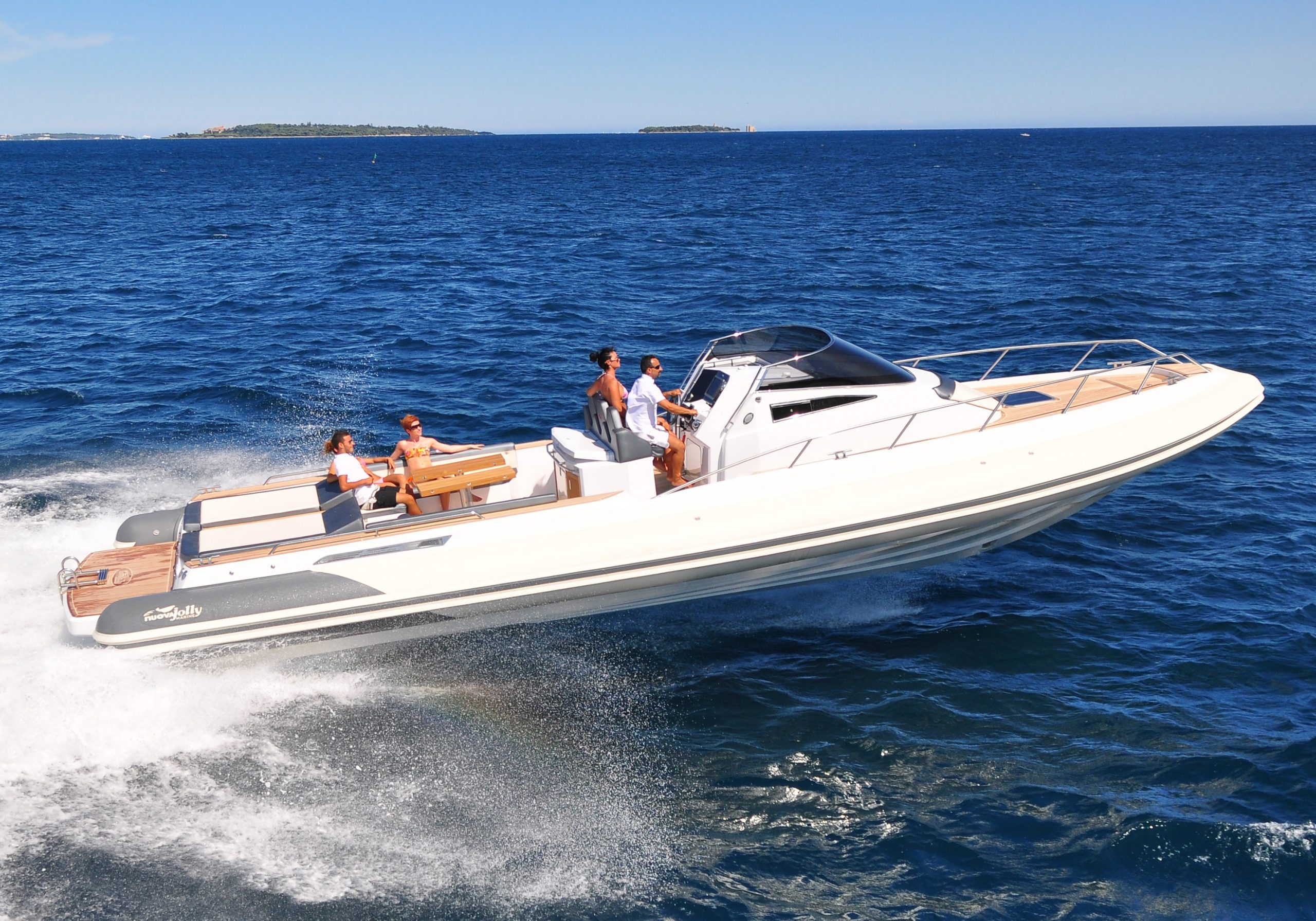 Nuova Jolly PRINCE Open 43 Luxury Cabin - Bateau semi rigide de luxe habitable avec moteur inboard ou hors-bord