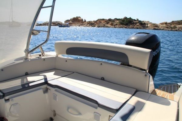 NUOVA JOLLY Prince 24 CC - Semi rigide haut de gamme avec moteur hors-bord