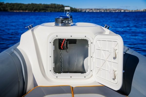 NUOVA JOLLY Prince 22 - Semi rigide haut de gamme avec moteur hors-bord