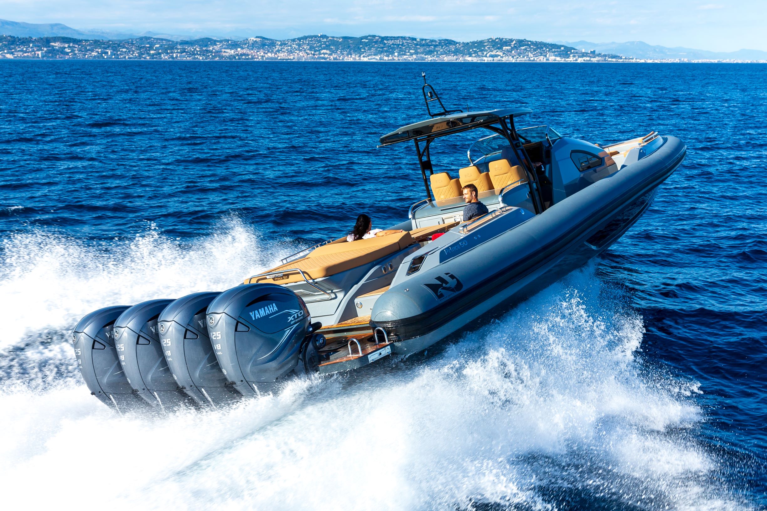 NUOVA JOLLY PRINCE 50 - Bateau semi rigide de luxe avec moteur hors-bord