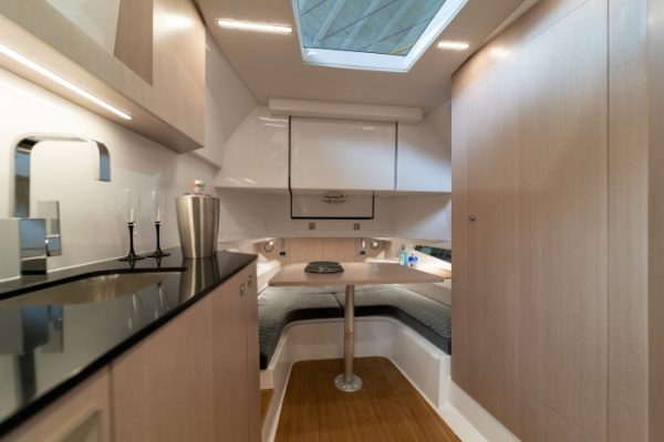 NUOVA JOLLY PRINCE 50 - Bateau semi rigide de luxe avec moteur hors-bord