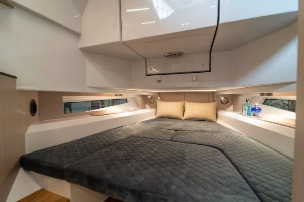 NUOVA JOLLY PRINCE 50 - Bateau semi rigide de luxe avec moteur hors-bord