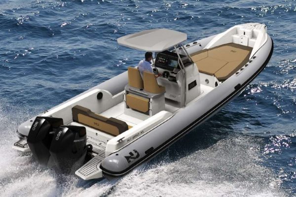 Nuova Jolly NJ 850 XL - bateau semi-rigide de luxe à moteurs hors-bord