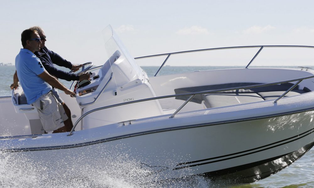 White Shark 210 CC Origin - Bateau moteur hors-bord